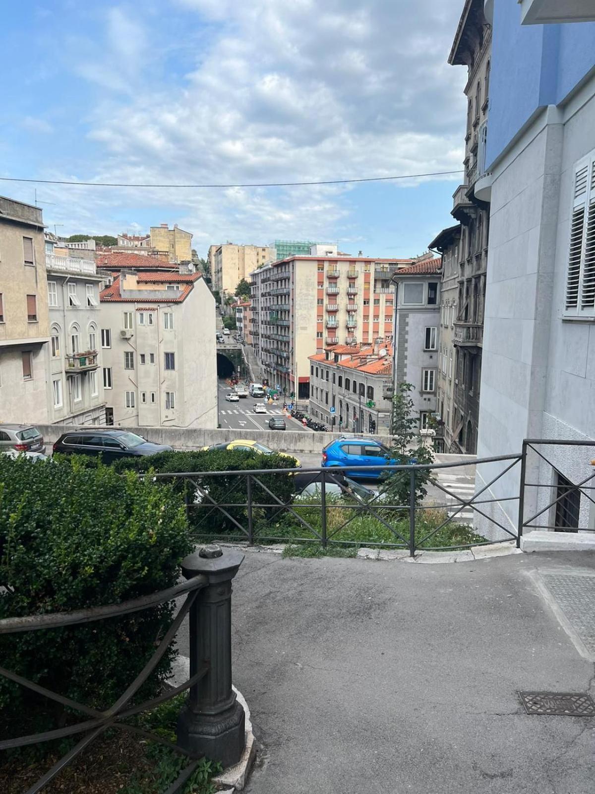 Casa Alice A 2 Passi Dal Centro 55 Mt 2 Lejlighed Trieste Eksteriør billede